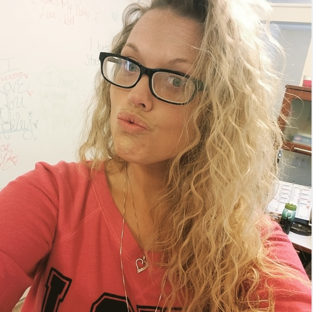Meet your Posher, Ashley